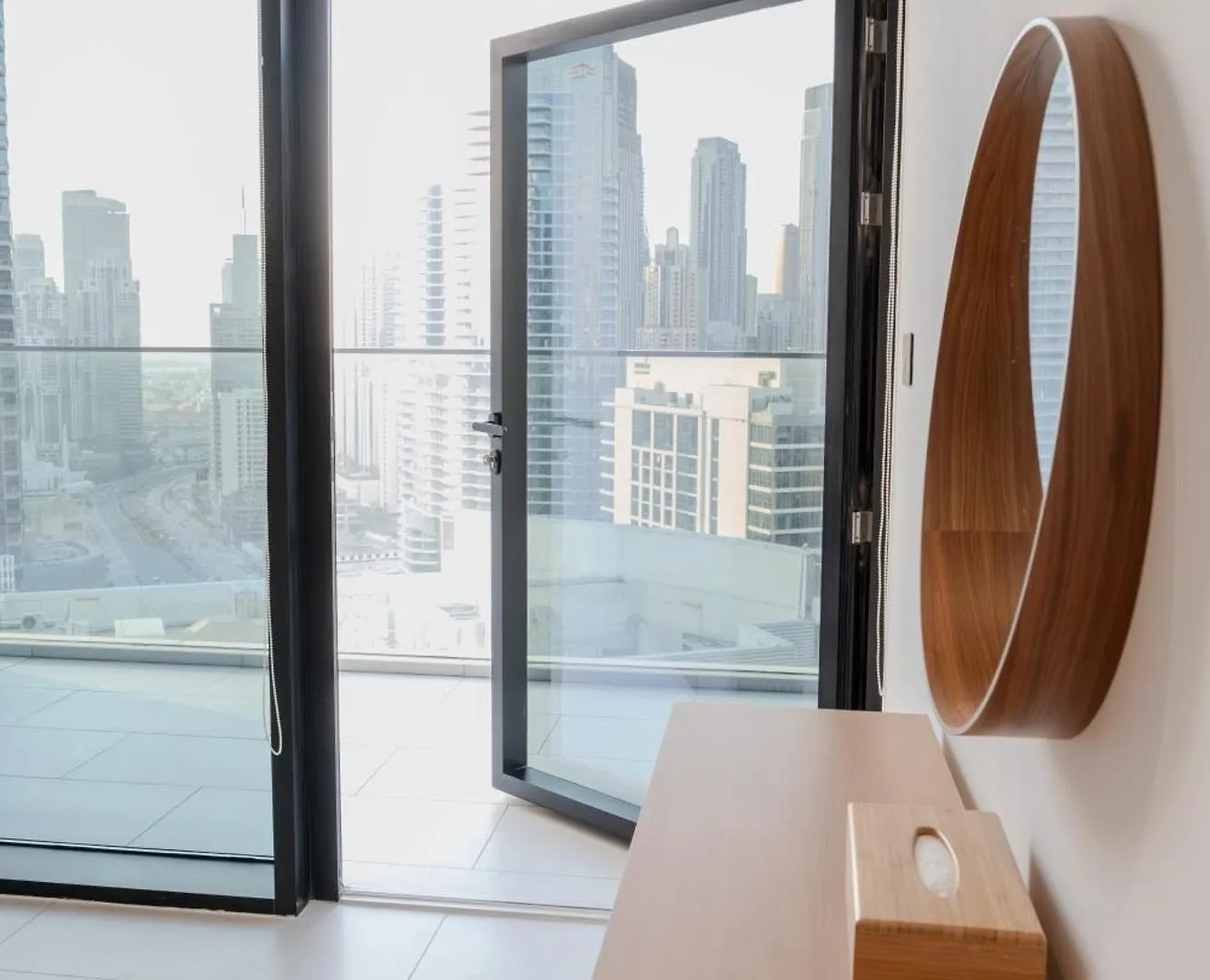 Downtown Dreams I Modern 2Br Getaway I Iconic Full Burj Khalifa Views I Near Dubai Mall 0*,