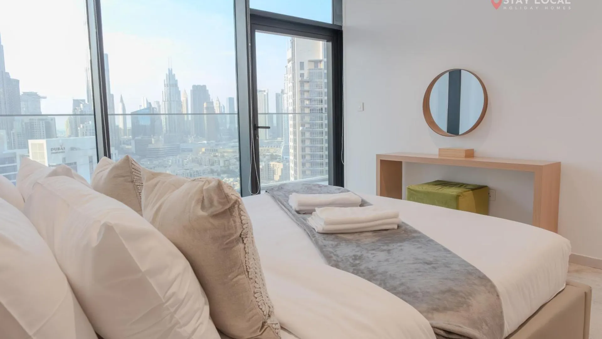 Downtown Dreams I Modern 2Br Getaway I Iconic Full Burj Khalifa Views I Near Dubai Mall
