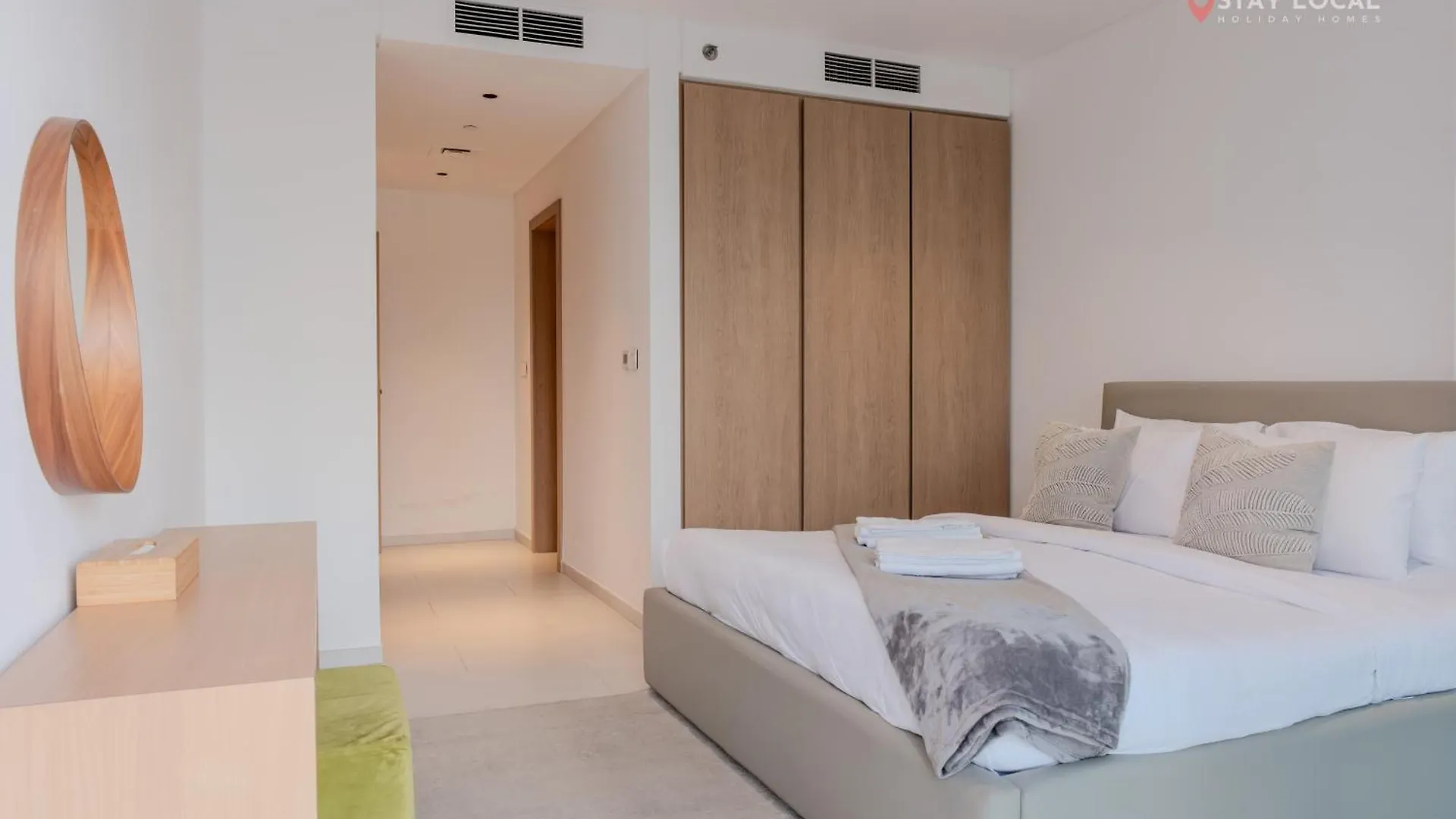 Downtown Dreams I Modern 2Br Getaway I Iconic Full Burj Khalifa Views I Near Dubai Mall